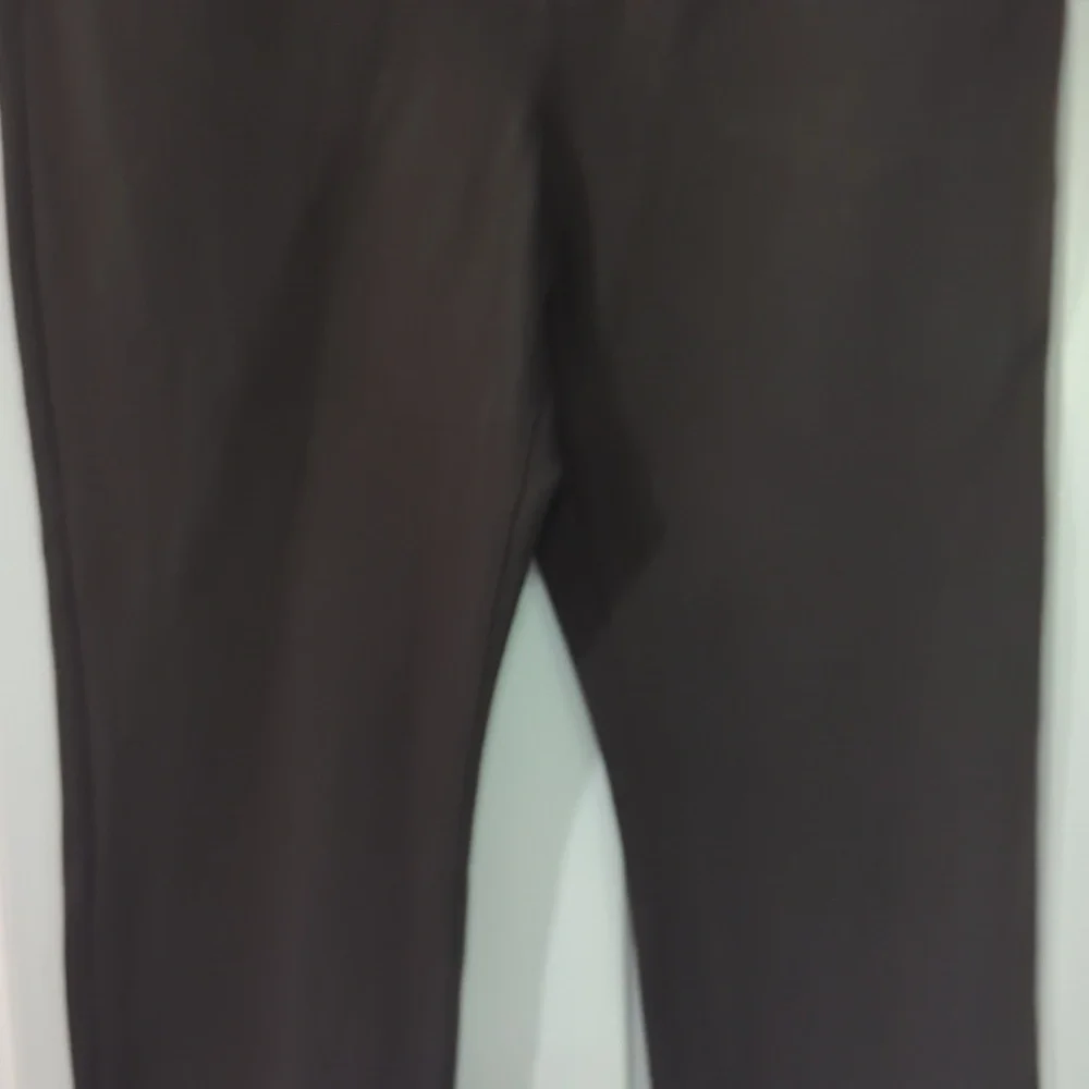 Chico's So Slimming Brown Getaway Slim Leg Pants Chicos 1 Short ~ Sz 8